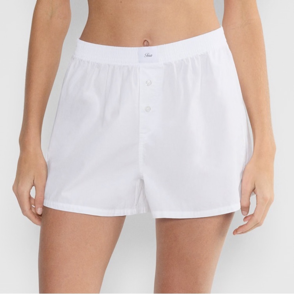 Aritzia TNA dally poplin boxer shorts, white, medium
